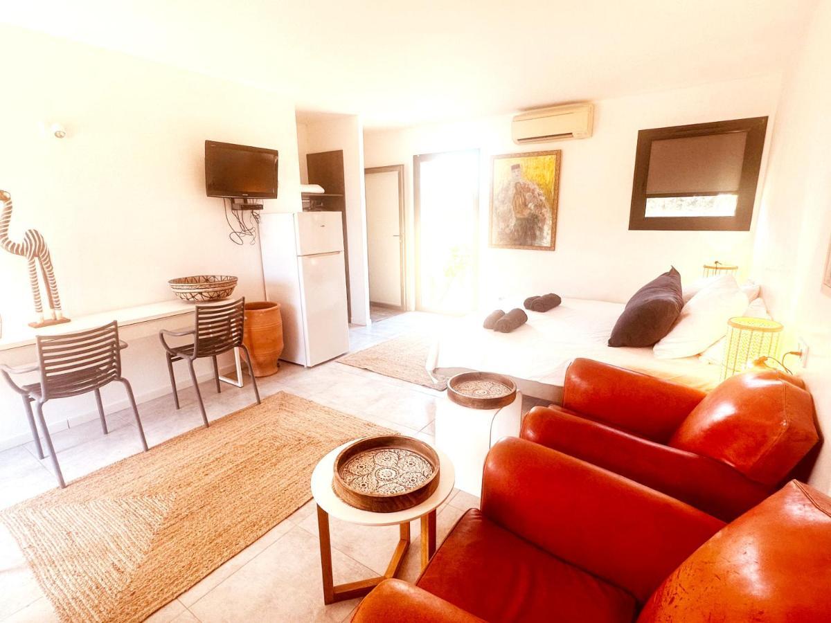 Les Madones Apartment Nimes Exterior photo